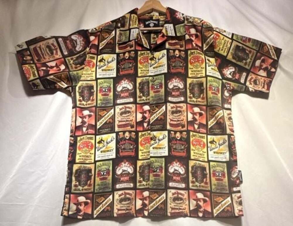 Jack Daniel's Vintage All-Over Print Whiskey Label Button-Up Short Sleeve Shirt